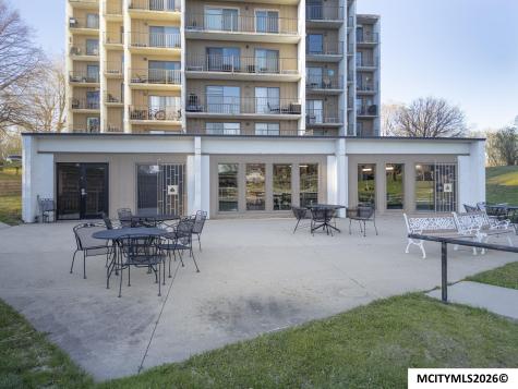 2700 N Shore Drive #L-34 Clear Lake IA 50428