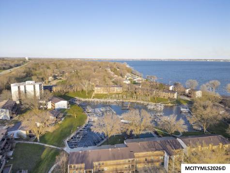 2700 N Shore Drive #L-34 Clear Lake IA 50428