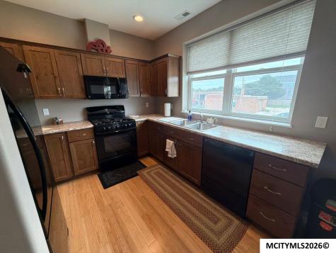416 4th Street SW Mason City IA 50401