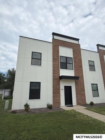 418 4th Street SW Mason City IA 50401