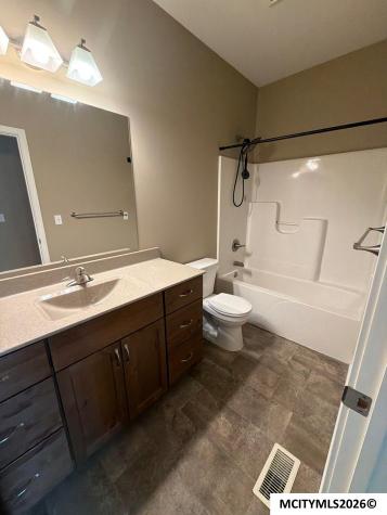 418 4th Street SW Mason City IA 50401