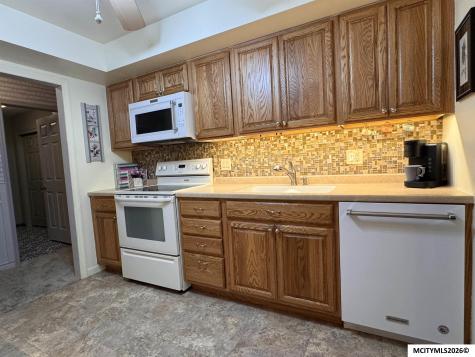 508 S Ohio #A-203 Mason City IA 50401