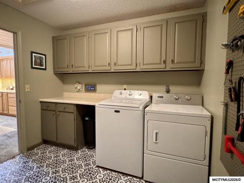 508 S Ohio #A-203 Mason City IA 50401
