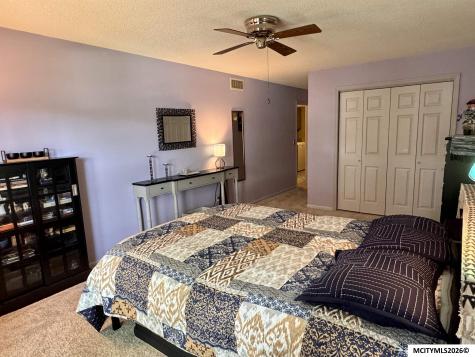 508 S Ohio #A-203 Mason City IA 50401