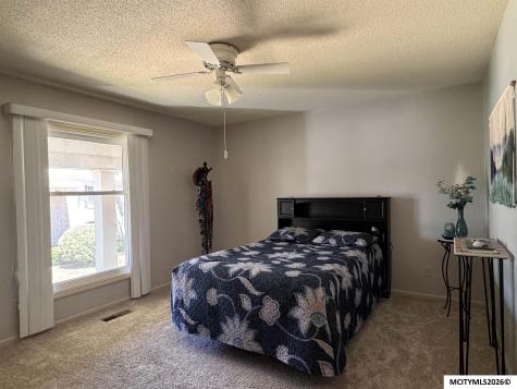 508 S Ohio #A-203 Mason City IA 50401