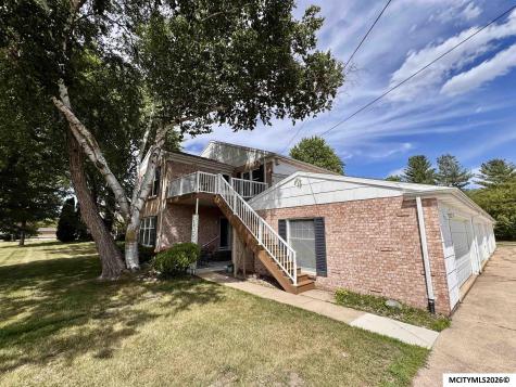 508 S Ohio #A-203 Mason City IA 50401