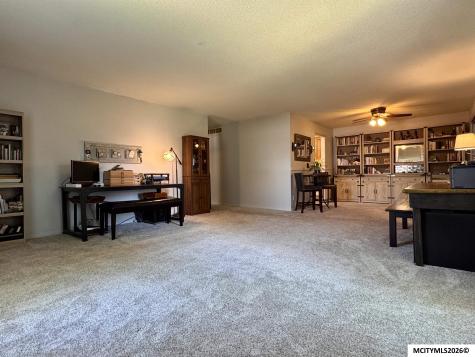 508 S Ohio #A-203 Mason City IA 50401