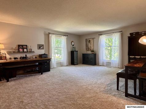 508 S Ohio #A-203 Mason City IA 50401