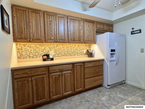 508 S Ohio #A-203 Mason City IA 50401