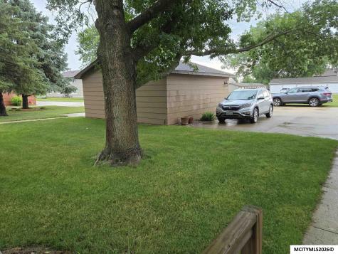 3409 Brandywine Road Mason City IA 50401