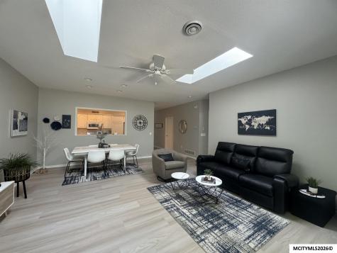 2160 W State Street Mason City IA 50401