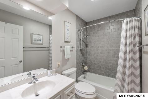 502 S Ohio Ave D-201 Mason City IA 50401