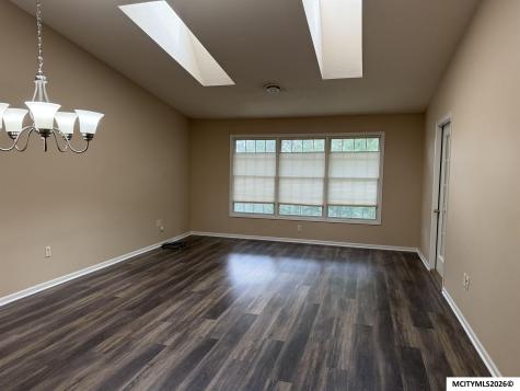 2047 Hunters Ridge Mason City IA 50401