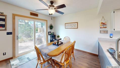 203 B 26th Avenue S Clear Lake IA 50428