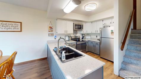 203 B 26th Avenue S Clear Lake IA 50428