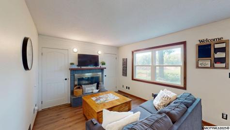 203 B 26th Avenue S Clear Lake IA 50428