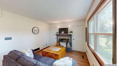 203 B 26th Avenue S Clear Lake IA 50428