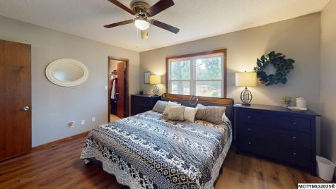 203 B 26th Avenue S Clear Lake IA 50428