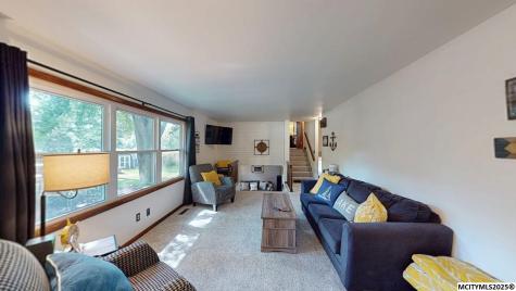 203 B 26th Avenue S Clear Lake IA 50428