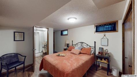 203 B 26th Avenue S Clear Lake IA 50428