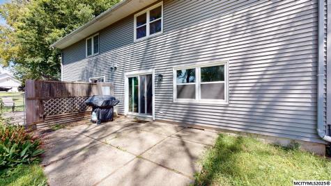 203 B 26th Avenue S Clear Lake IA 50428