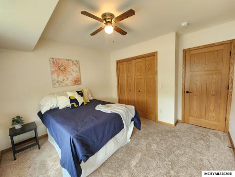 809 7th Ave N #301 Clear Lake IA 50428