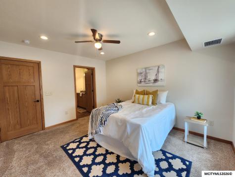 809 7th Ave N #301 Clear Lake IA 50428