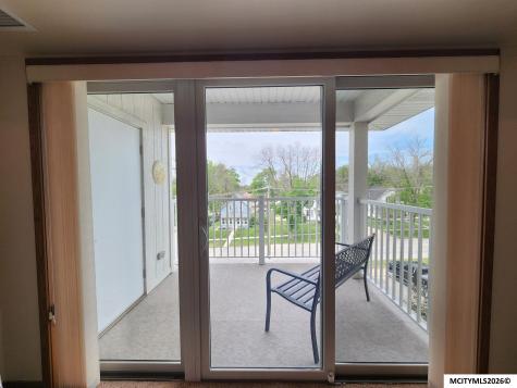 809 7th Ave N #301 Clear Lake IA 50428