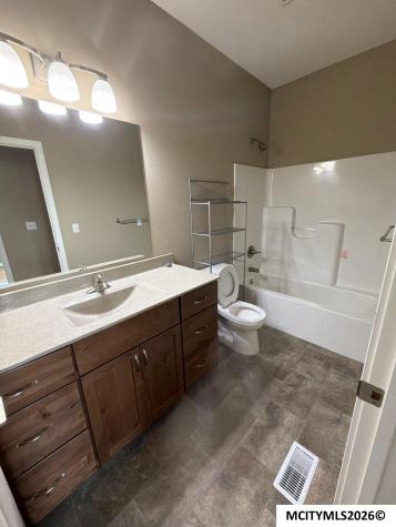 410 4th SW Mason City IA 50401