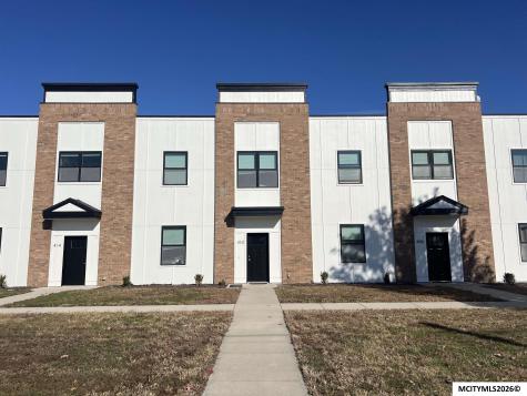 410 4th SW Mason City IA 50401