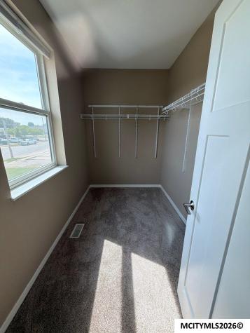 410 4th SW Mason City IA 50401