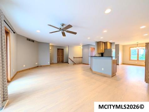 3247 Pinnacle Court Mason City IA 50401