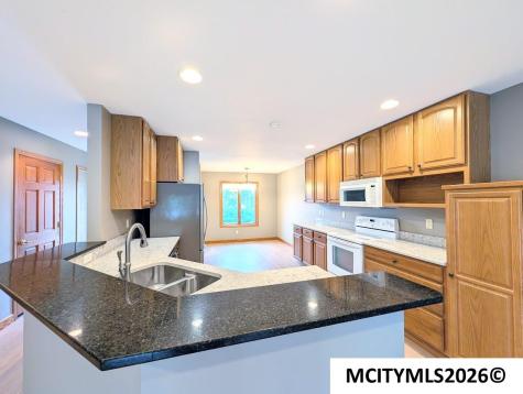 3247 Pinnacle Court Mason City IA 50401