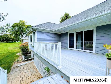 3247 Pinnacle Court Mason City IA 50401
