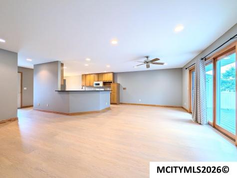 3247 Pinnacle Court Mason City IA 50401