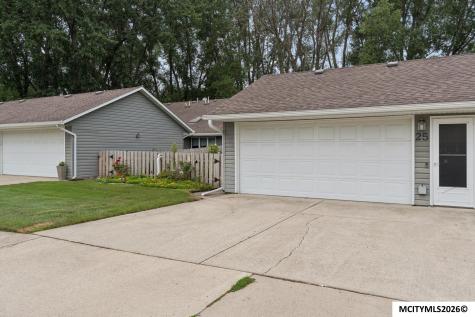 380 S Yorktown Pike #25 Mason City IA 50401