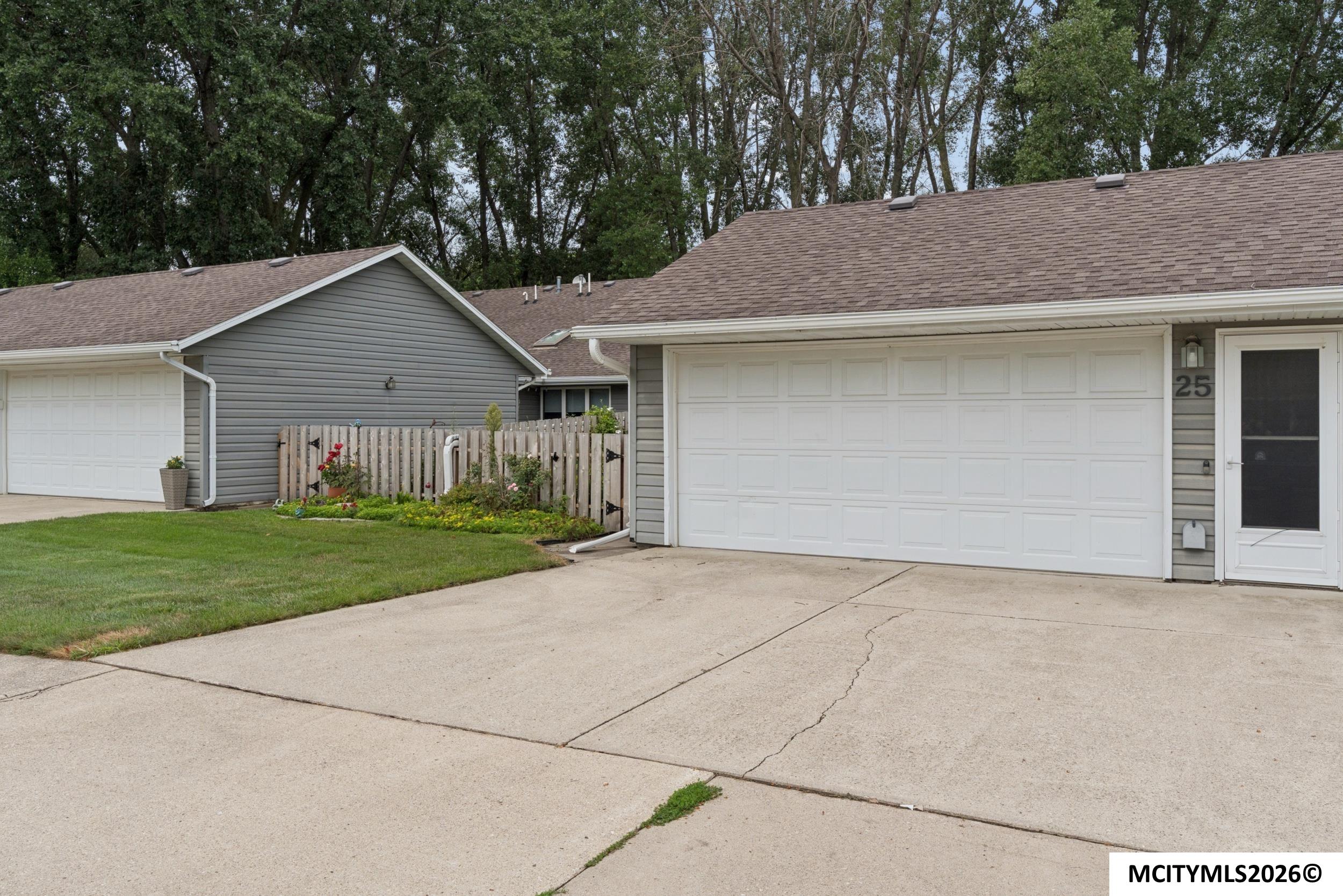 380 S Yorktown Pike #25 Mason City IA 50401