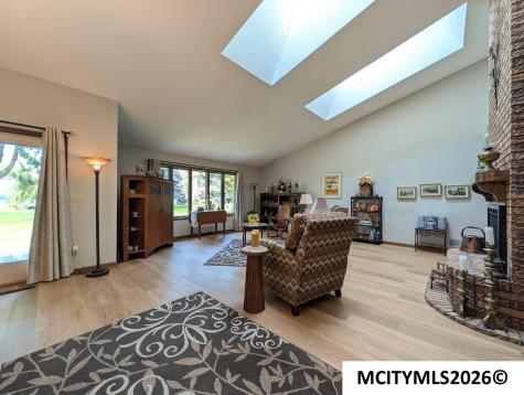48 N Willowgreen Court Mason City IA 50401
