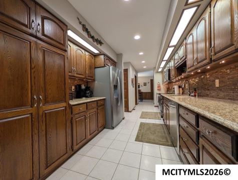 48 N Willowgreen Court Mason City IA 50401