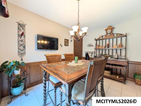 48 N Willowgreen Court Mason City IA 50401