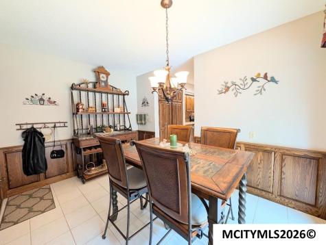 48 N Willowgreen Court Mason City IA 50401