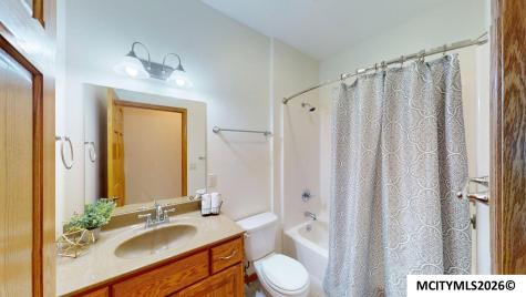 805 3rd Avenue S Clear Lake IA 50428