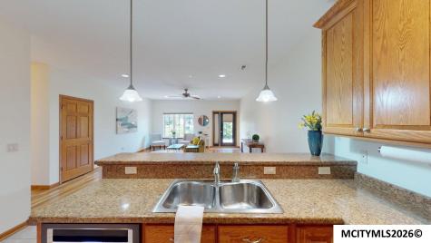805 3rd Avenue S Clear Lake IA 50428