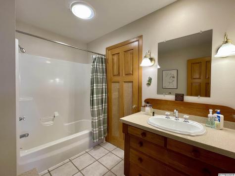 414 E Lake Street #3 Ventura IA 50482