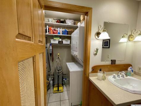 414 E Lake Street #3 Ventura IA 50482