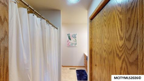 227 Westview Drive S Rockwell IA 50469