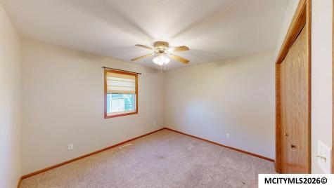 227 Westview Drive S Rockwell IA 50469