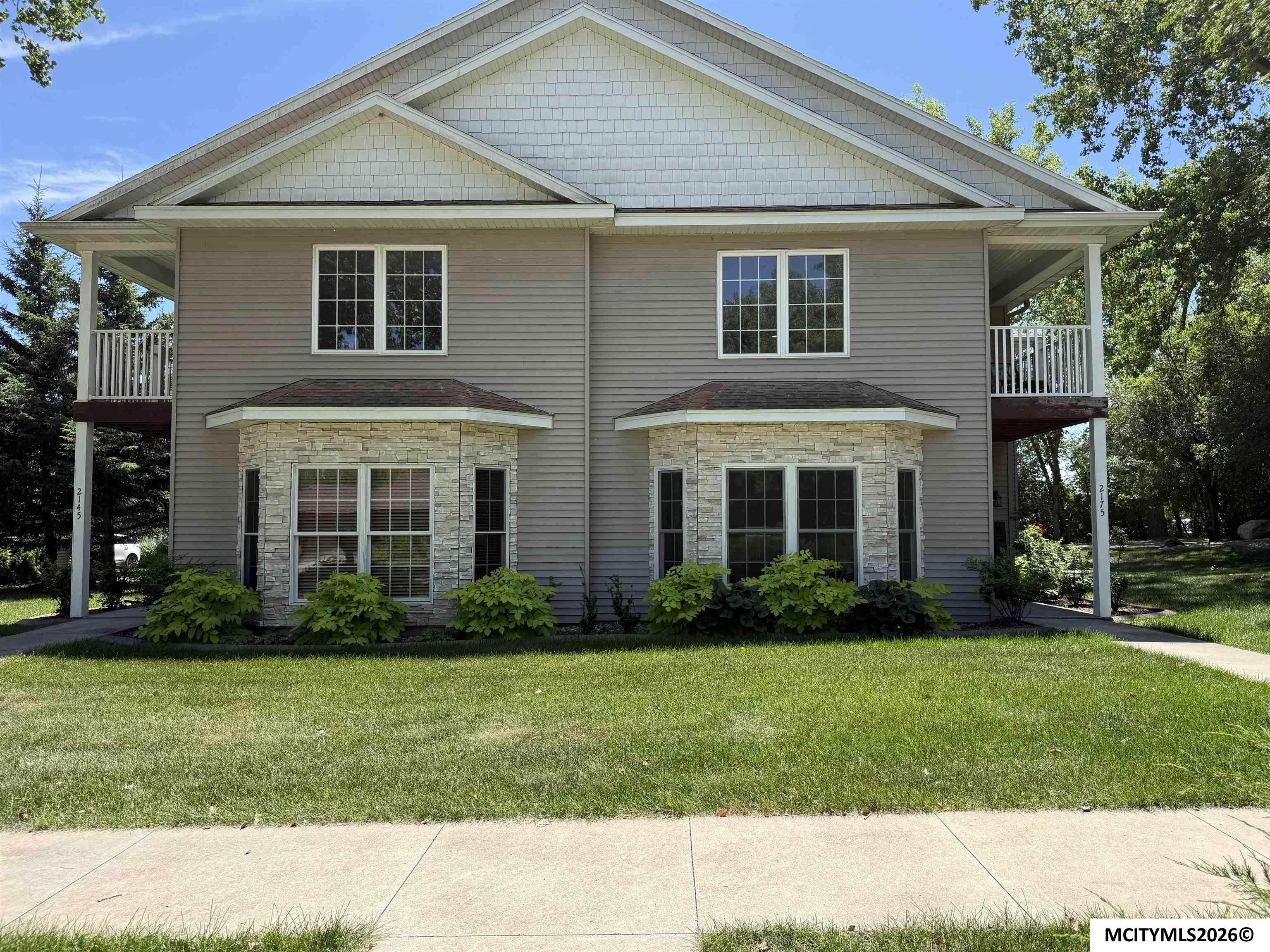 2175 Hunters Ridge Mason City IA 50401
