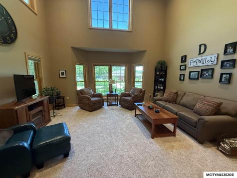 2175 Hunters Ridge Mason City IA 50401