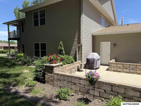 2175 Hunters Ridge Mason City IA 50401